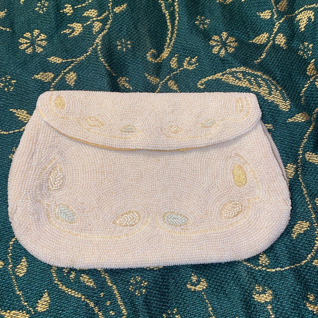 Vintage Cream Beaded Clutch